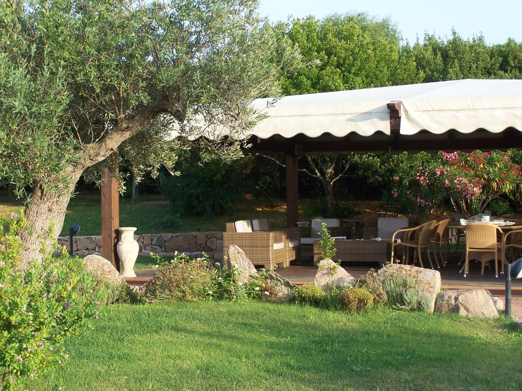 Hotel Club Ragno D'Oro Olbia Tempio Exteriör bild