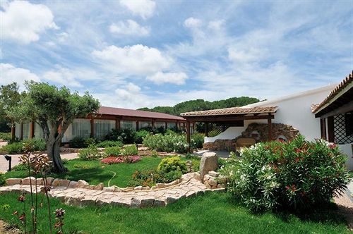 Hotel Club Ragno D'Oro Olbia Tempio Exteriör bild